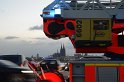 Einsatz BF Hoehenretter Koelner Seilbahn Hoehe Zoobruecke P2257